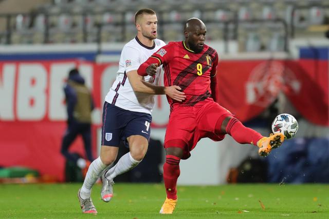 阿伦25+20骑士负热火 步行者大胜送活塞4连败