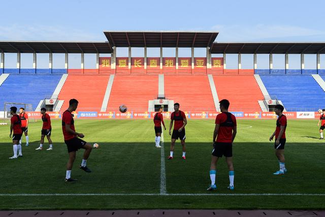 阿莫林：输球更应该谢场 以后每个球员都必须谢场